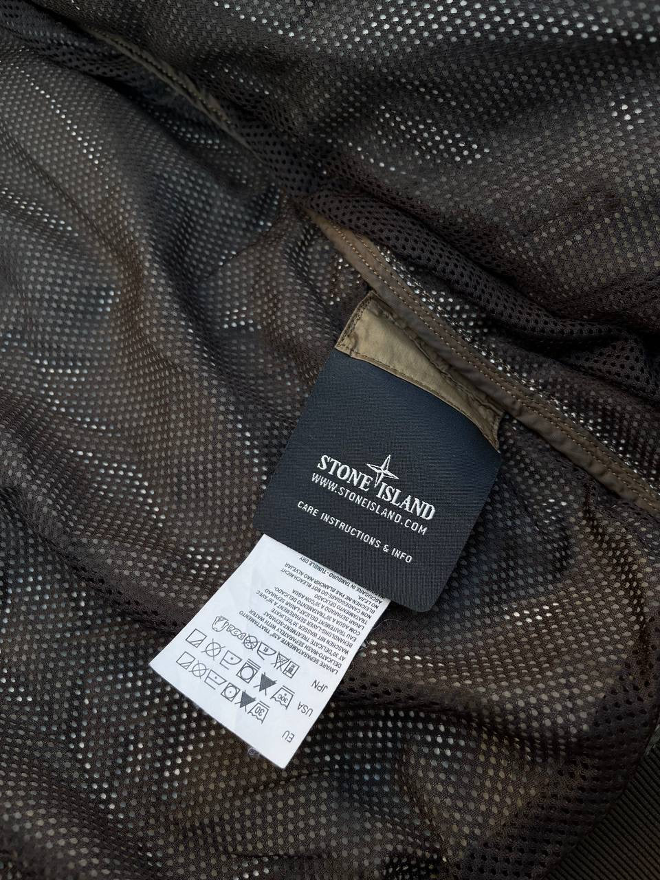 Stone Island Regnjakke Membrana TC Large Khaki farve Brugt