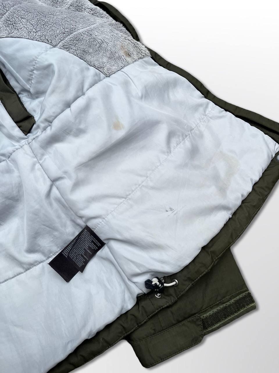 Skijakke The North Face Brugt Used Large i mørkegrøn militær farve Kvinde