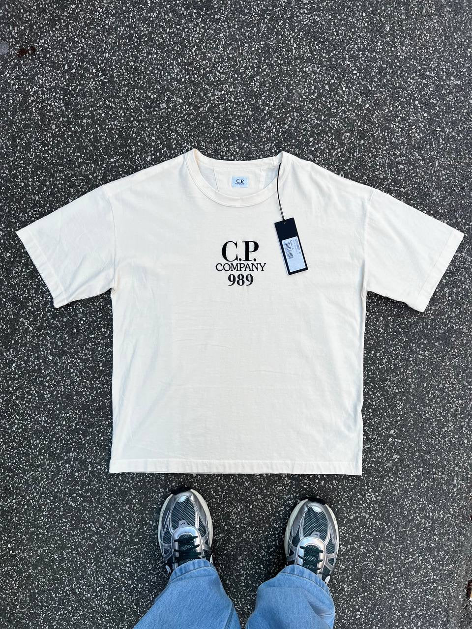 C.P. Company T-shirt Creme Large Brand New