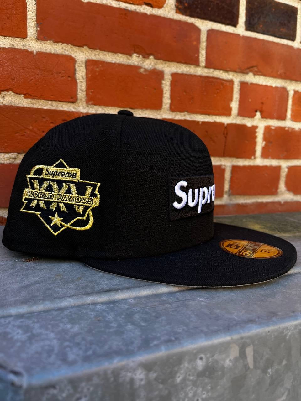 Supreme Cap New Era Sort Størrelse 58,7 cm Brand New