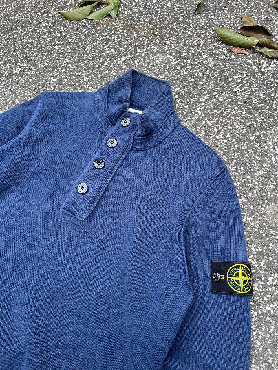 “Brugt Strik fra Stone Island trøje sweater sweatshirt i Marina blå farve i M medium 621554185”