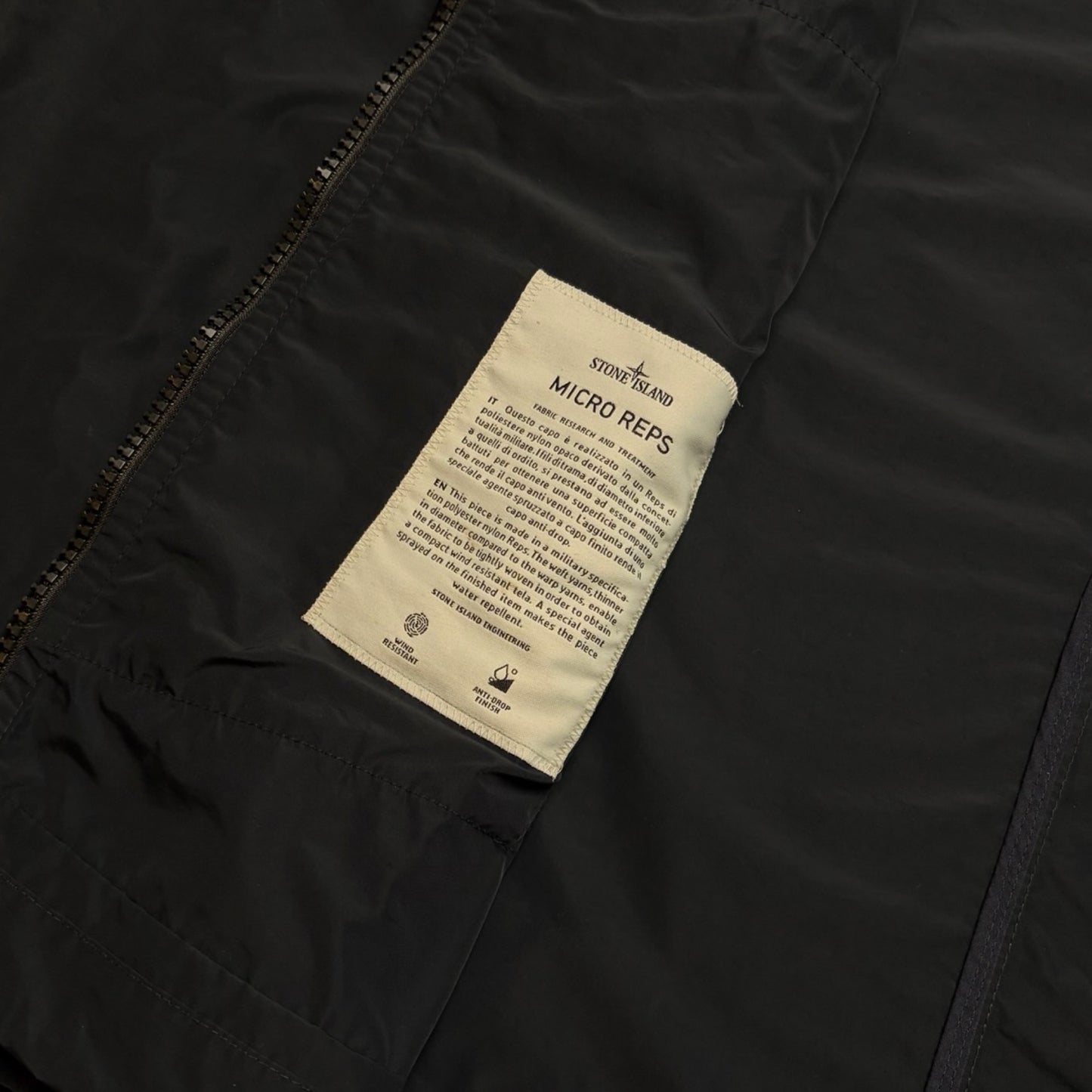 Stone Island Micro Reps Jakke – Navy (Str. M)