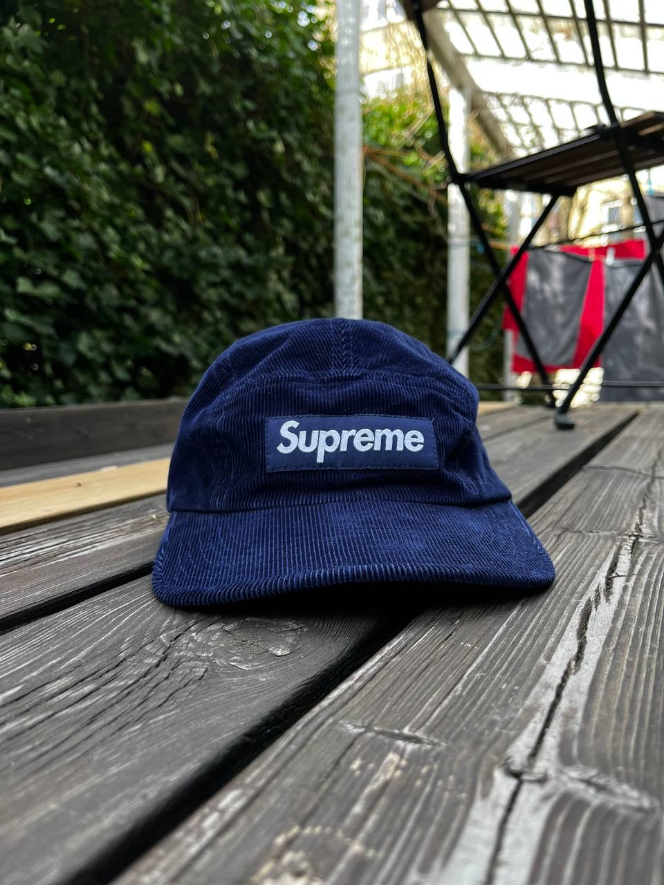 Supreme Cap i Navy Mørkeblå One Size