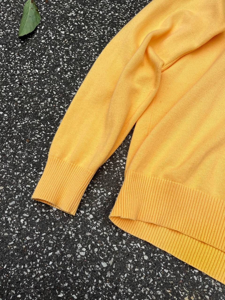 “Brugt uld Sweater fra Stone Island i gul farve XL Herre Mænd”