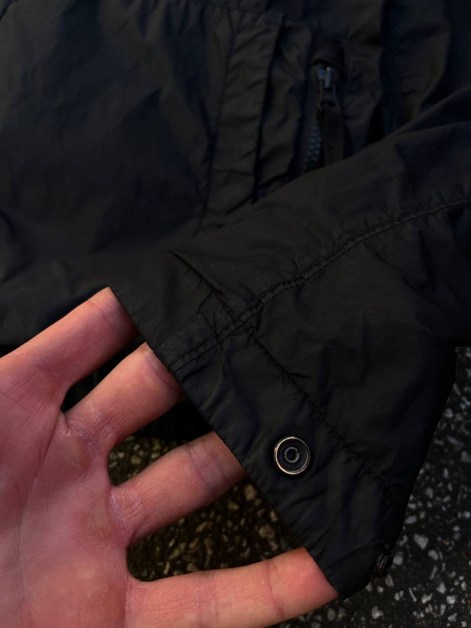 Stone Island Garmen Dyed Crinkle Reps Ny Jakke Sommerjakke i Sort S Small Brugt Used