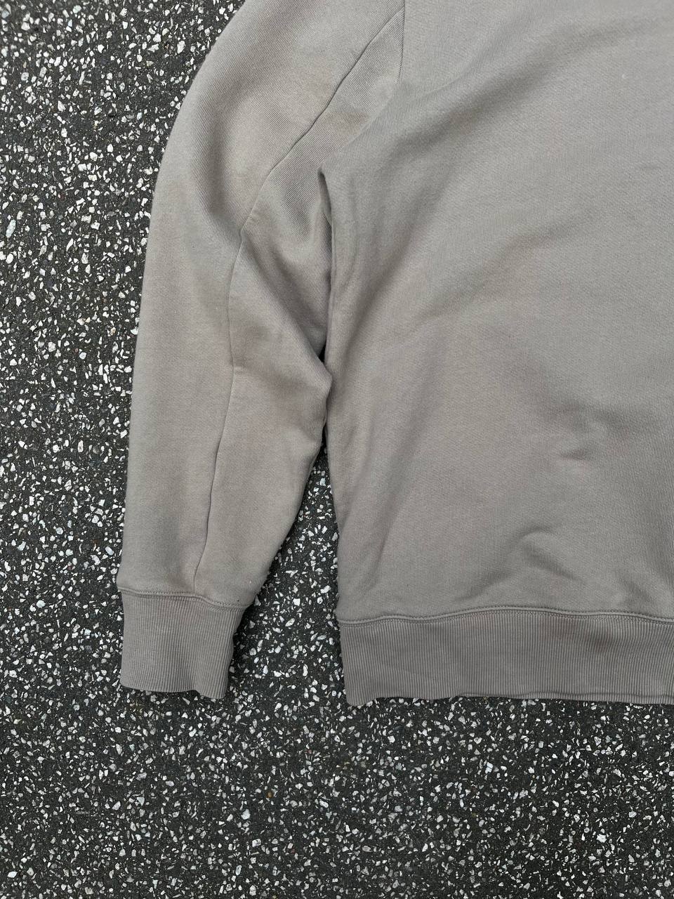 C.P Company sweatshirt i beige L large