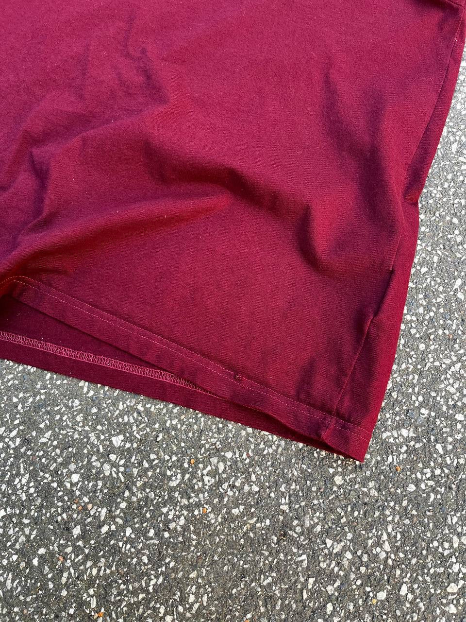 Carhartt T-Shirt Discover M Medium Burgundy Brugt Used