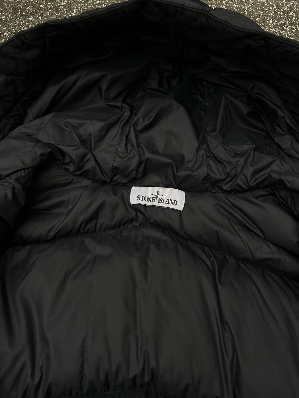 Brugt Used Vinterjakke Dynejakke puffer Stone Island Nylon Metal Watro Down jacket i XXL sort black