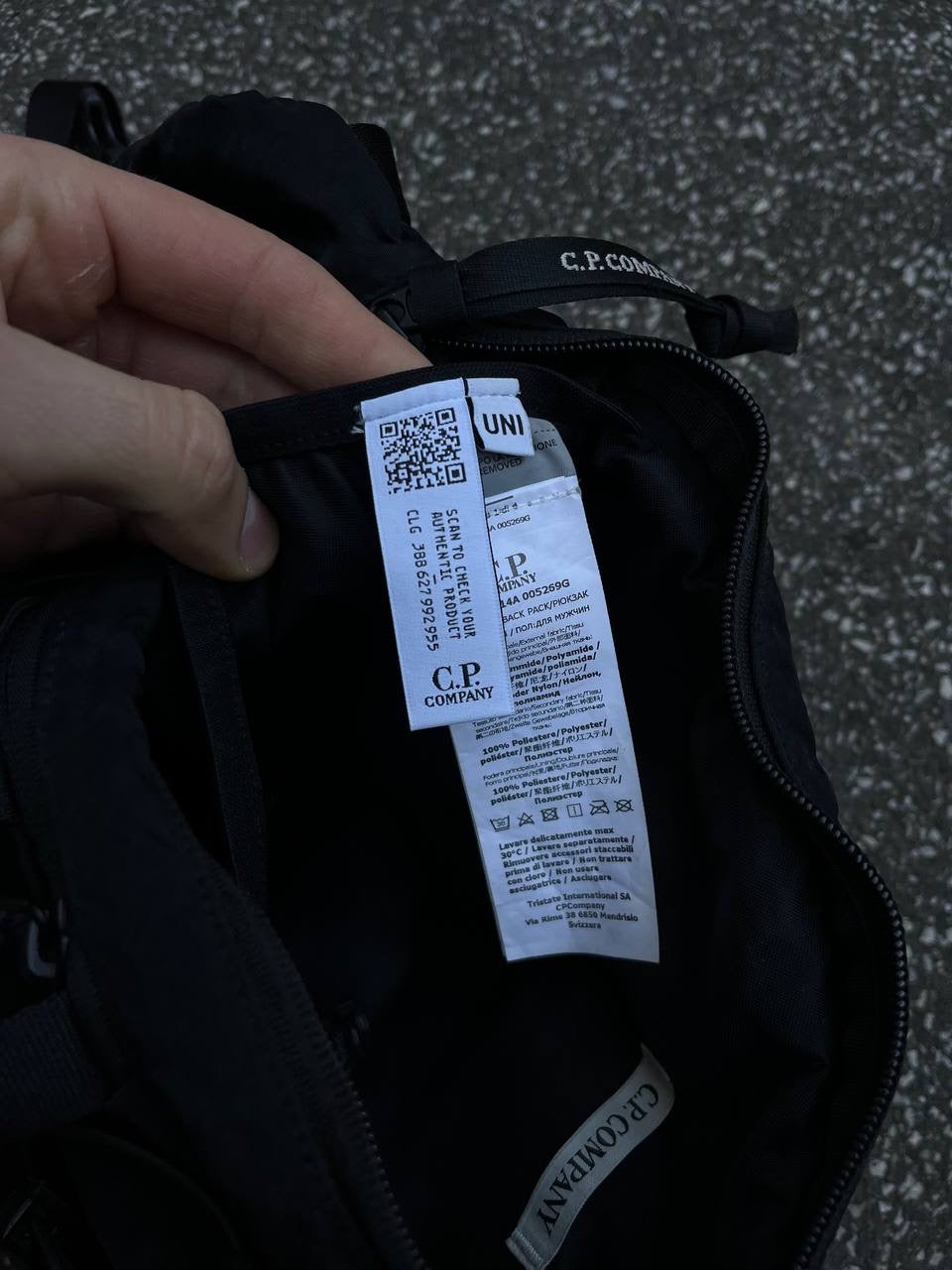 C.P. Company Sling Bag i sort One size Unisex Sort brugt