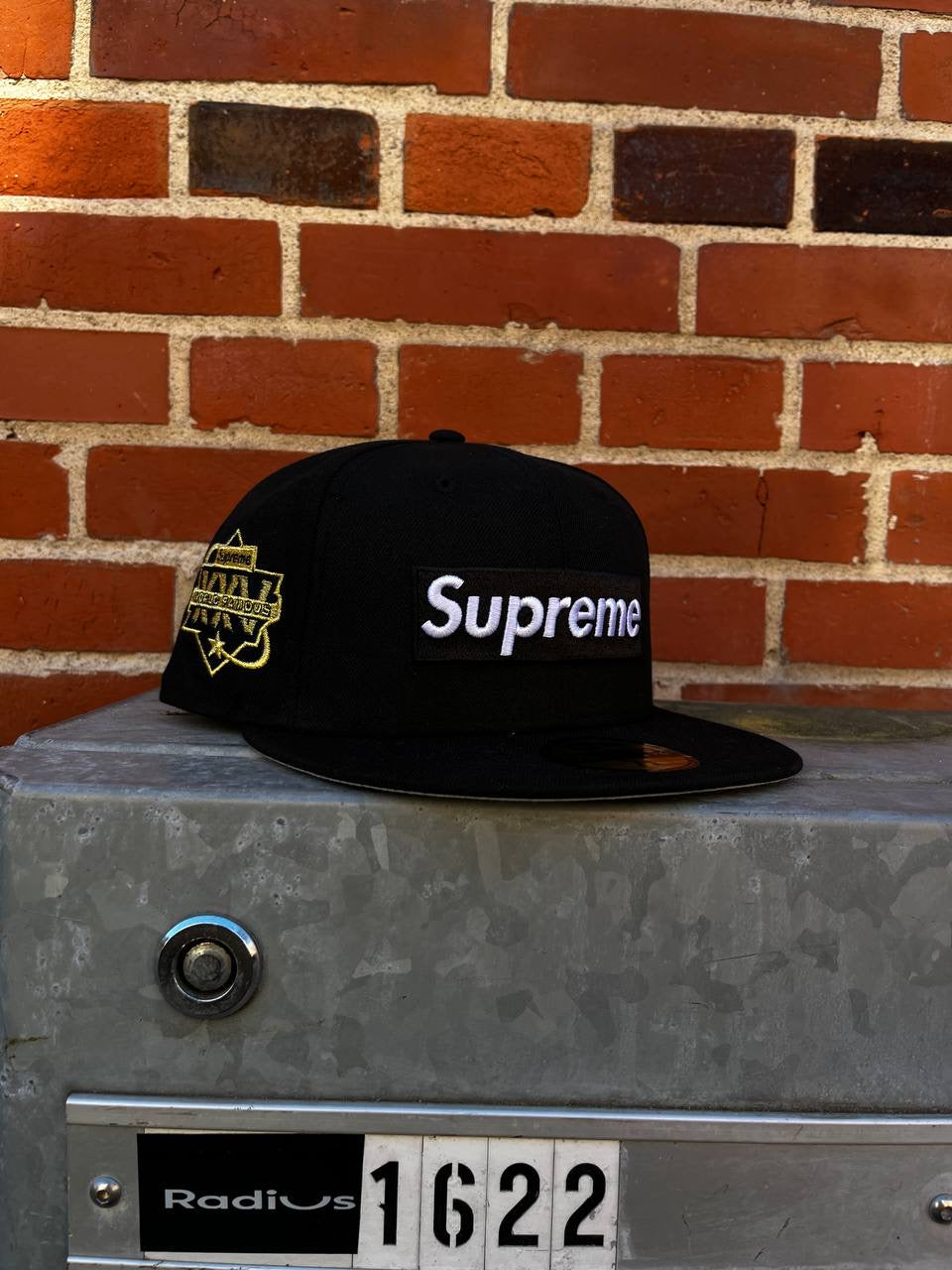 Supreme Cap New Era Sort Størrelse 58,7 cm Brand New