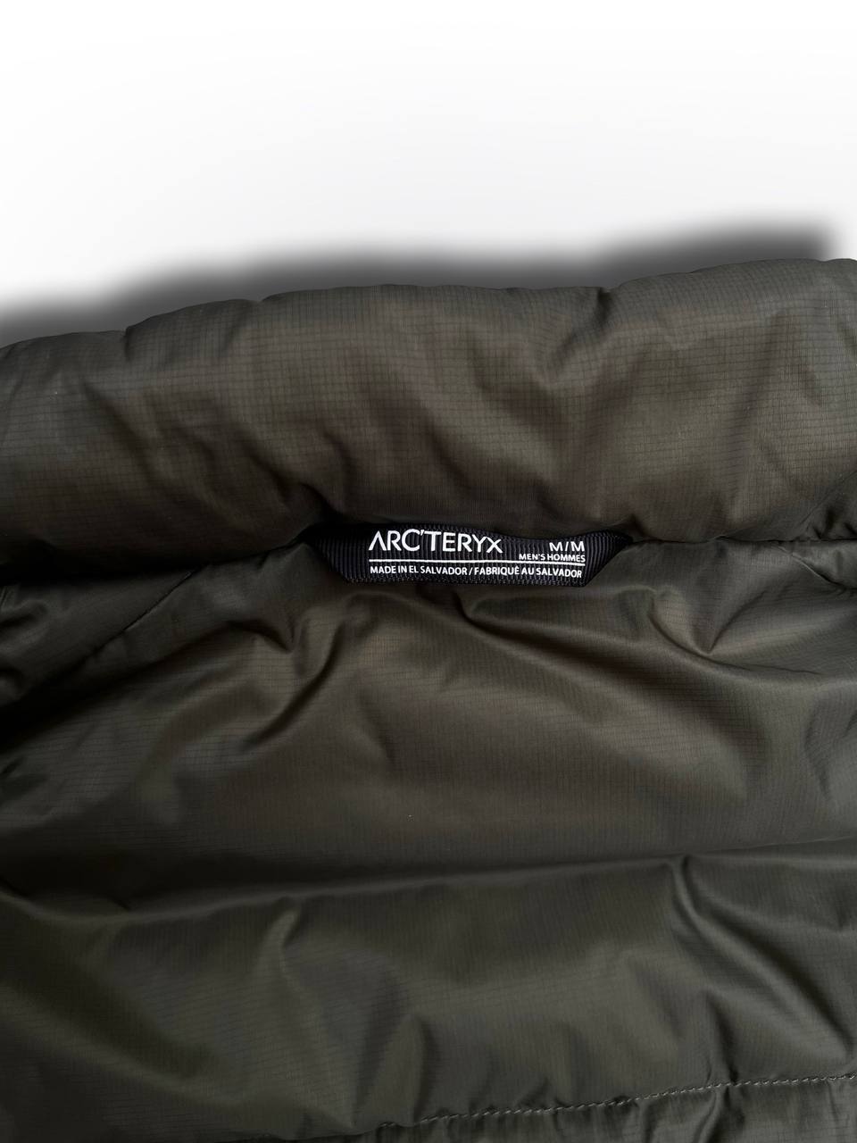 Brugt Arc’teryx Cerium down vest i khaki grøn M medium