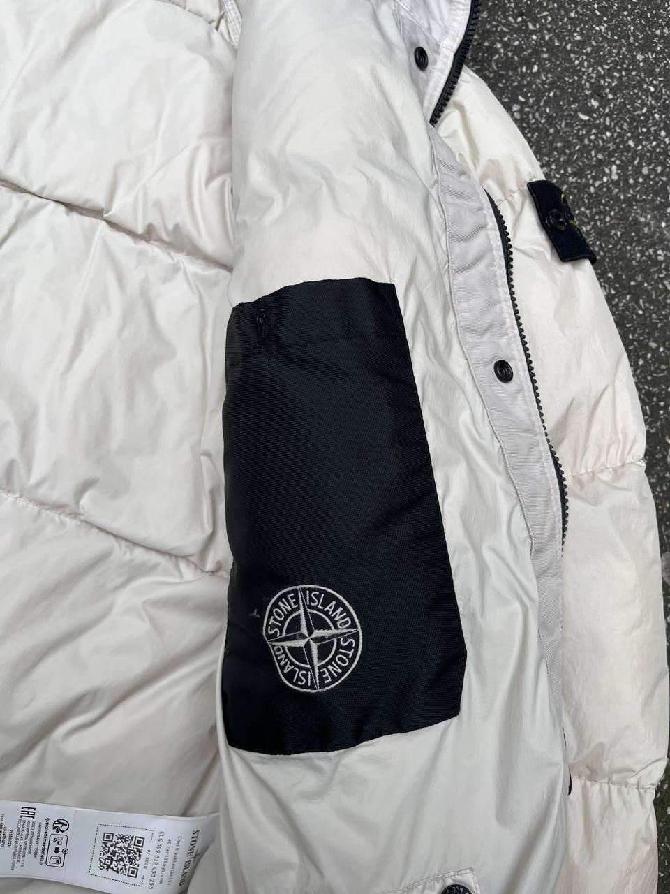Vinterjakke dynejakke Stone Island i hvid GARMENT DYED CRINKLE
REPS R-NY DOWN i L large
