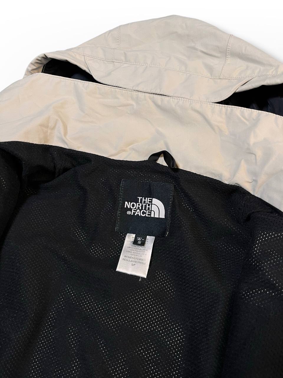 “Vintage skaljakke regnjakke fra The North Face Gore-tex i Hvid beige S small”