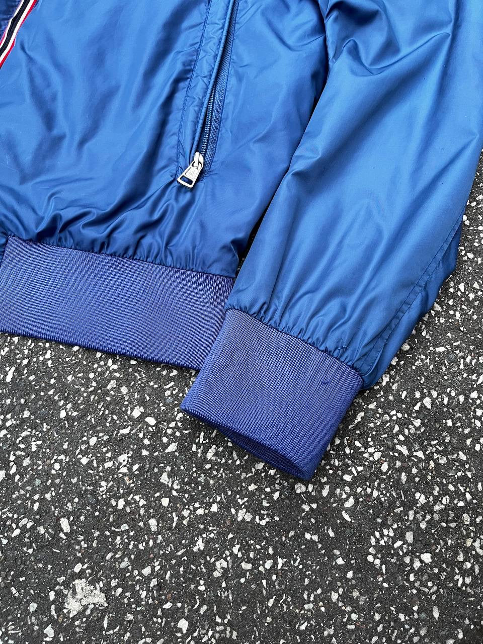 Moncler Darlan Giubbotto Jakke i Blå Large 4