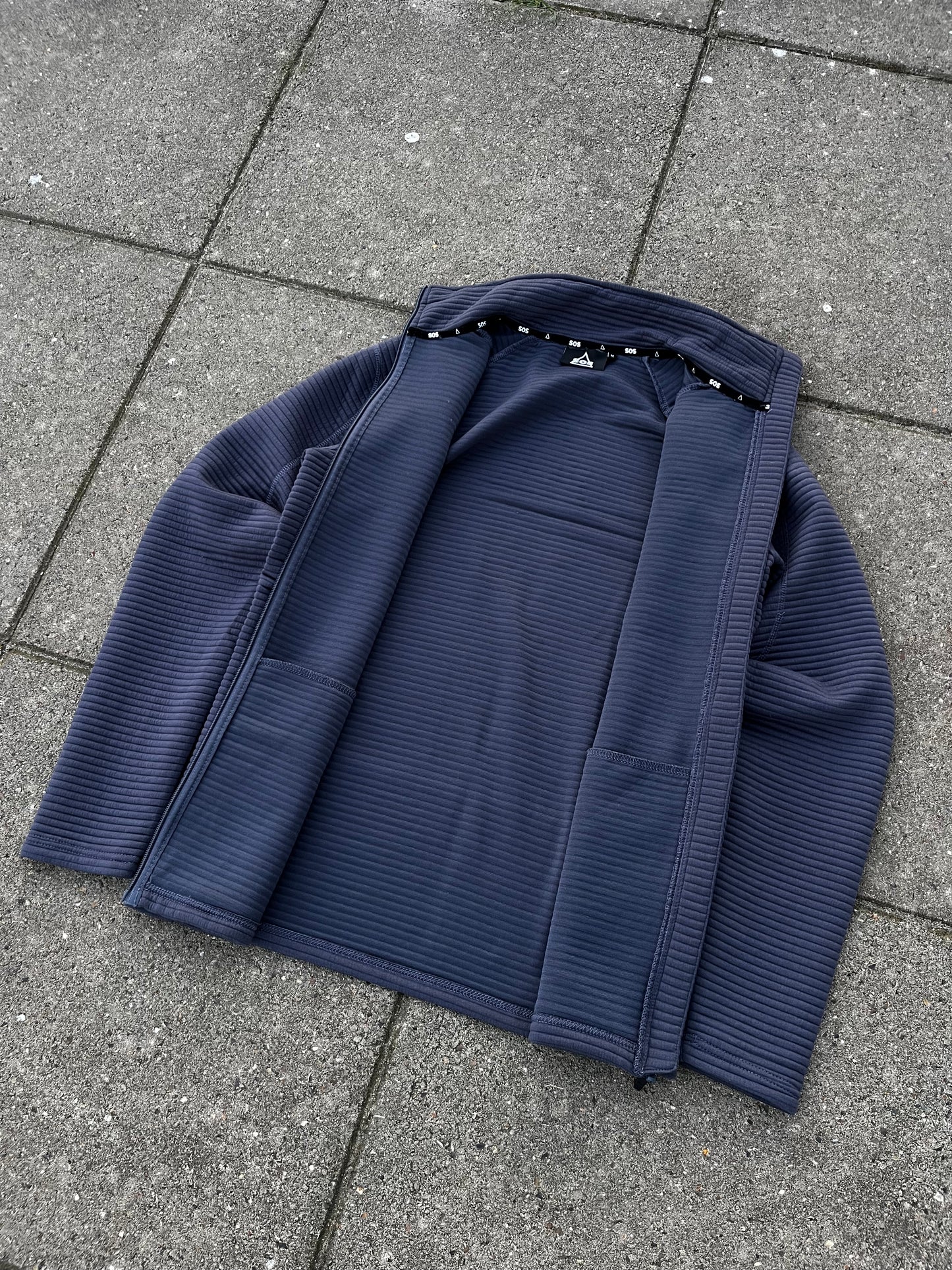 Fleece jakke fra SOS M - supersaelger