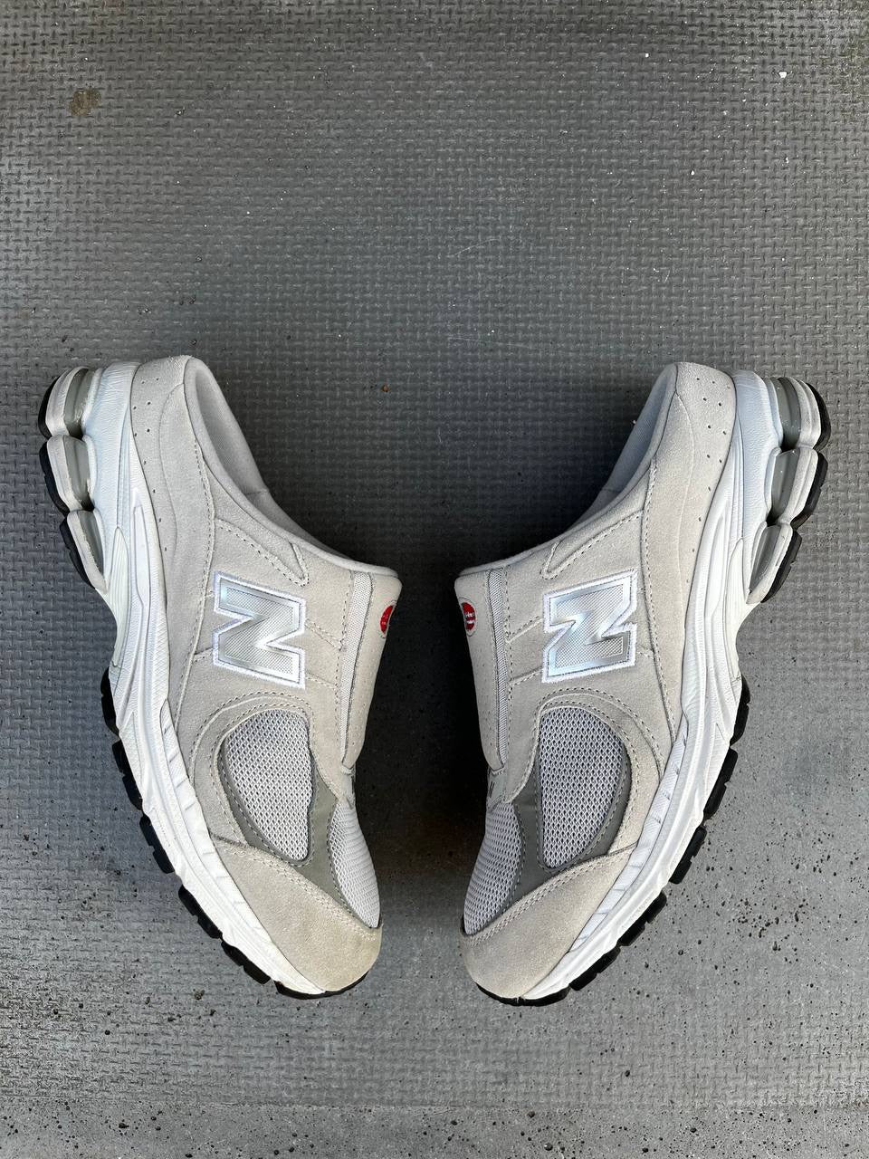 New Balance 2002 Mule Gray 43 US9