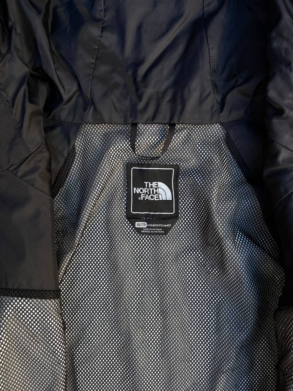 Brugt Used Regnjakke fra The North Face i sort med HyVent membran Regn og vindtæt jakke skaljakke fra The North Face i XS xsmall dame