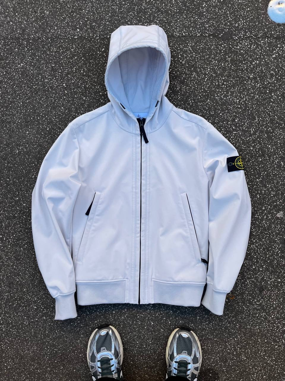 Stone Island Soft Shell R i Hvid Large Jakke Brugt