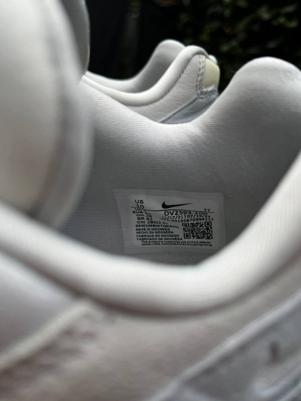 Nike Air Max 95 Light Bone Selvlysende Sneakers 44 (28cm)