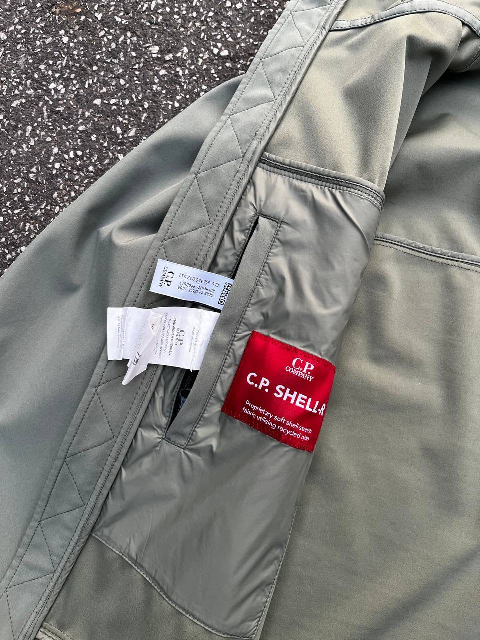 C.P.Company Softshell Jakke i Grøn med Briller Small