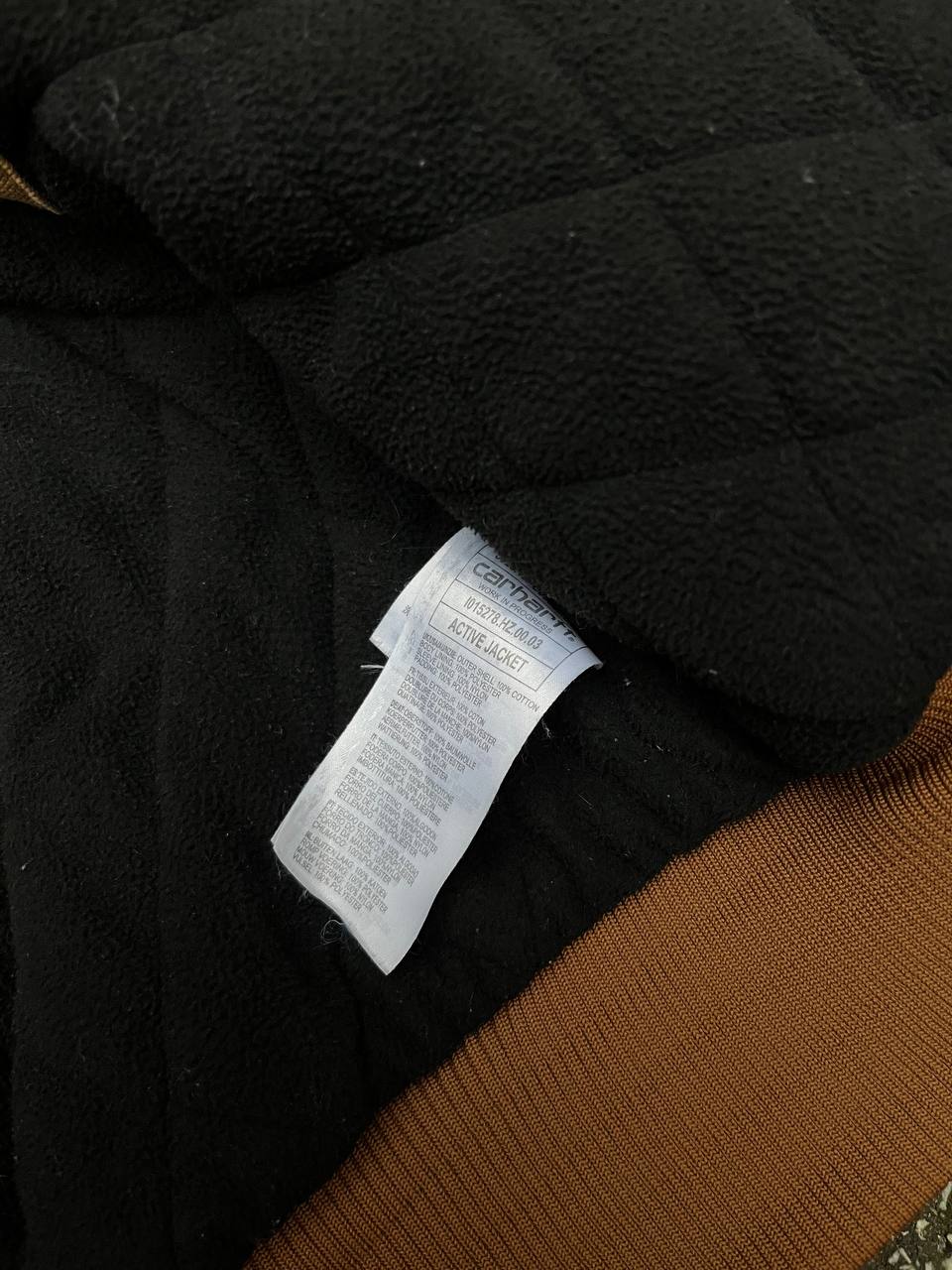 Vintage Carhartt WIP Active Jacket vinter workwear jakke fra Carhartt USA i M medium Beige med fleece insulation Unisex