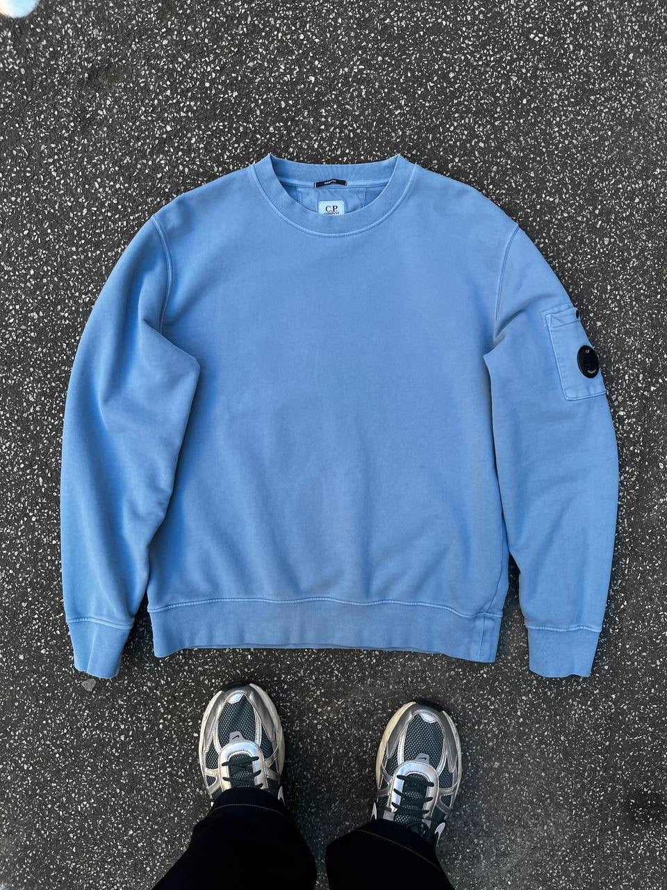 C.P.Company Sweatshirt Resist Dyed i Himmelblå XL