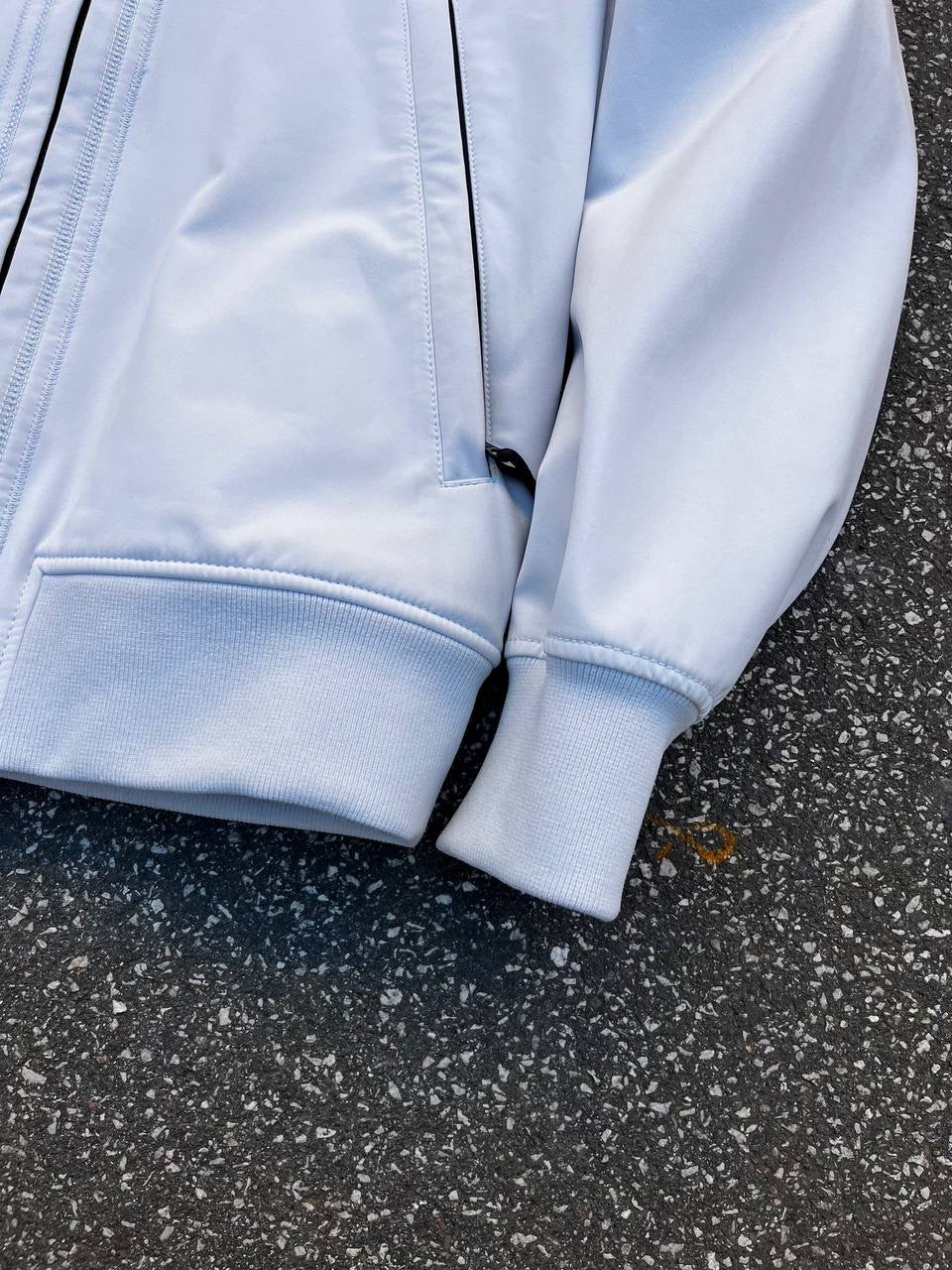 Stone Island Soft Shell R i Hvid Large Jakke Brugt