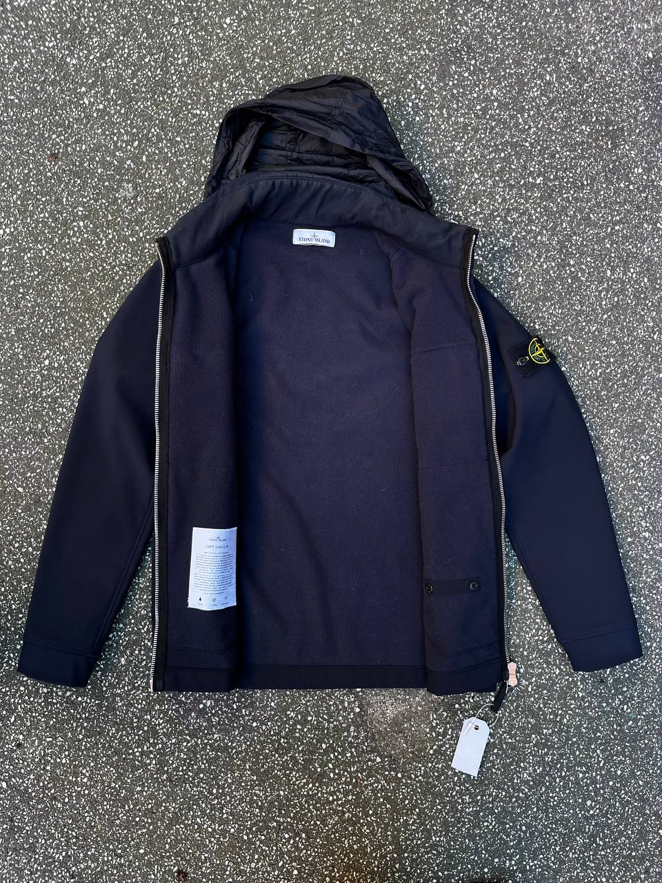 Softshell fra Stone Island i mørkeblå Marina blå L large med hætte 7515Q0222