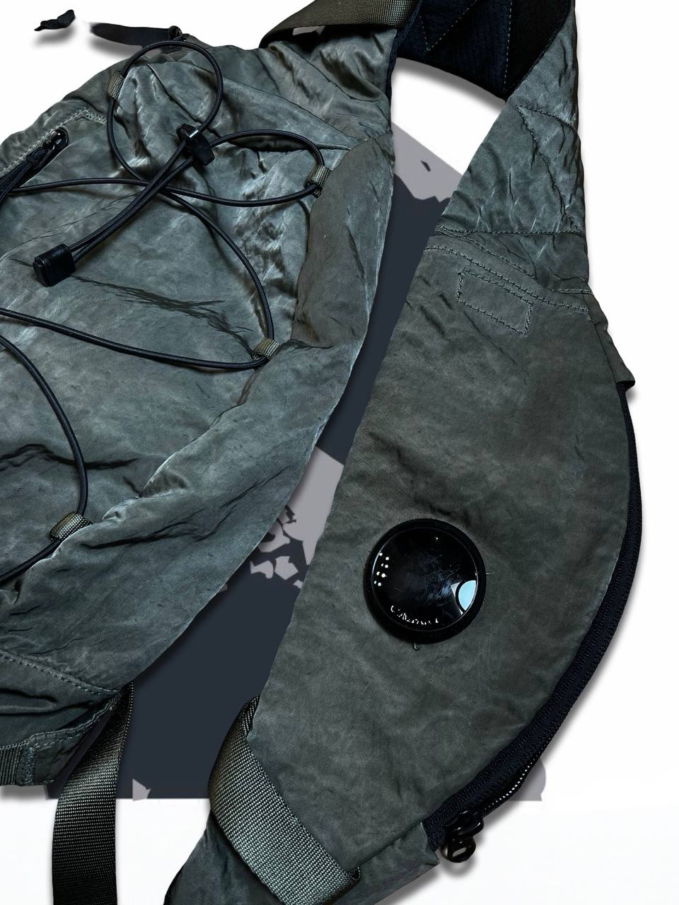 Brugt Used Sling bag C.P.Company i grøn Chrome Farve Skuldertaske i god stand