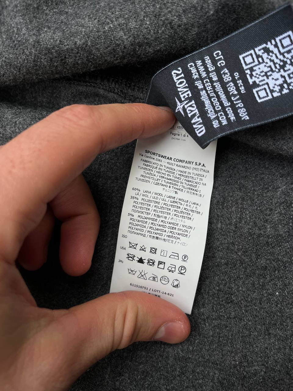 Stone Island Jakke i Uld Grå Brugt