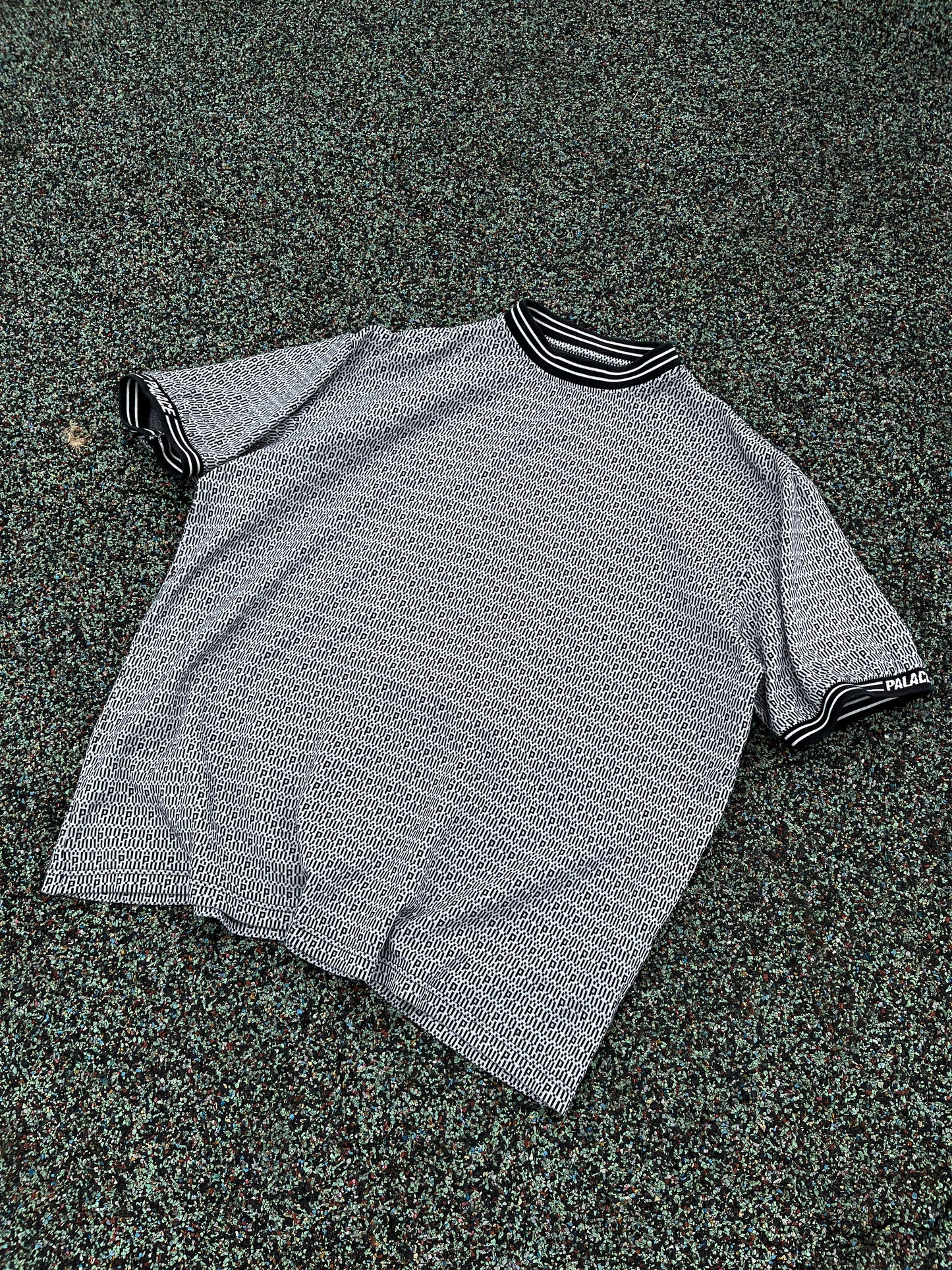 Palace t-shirt Large - supersaelger