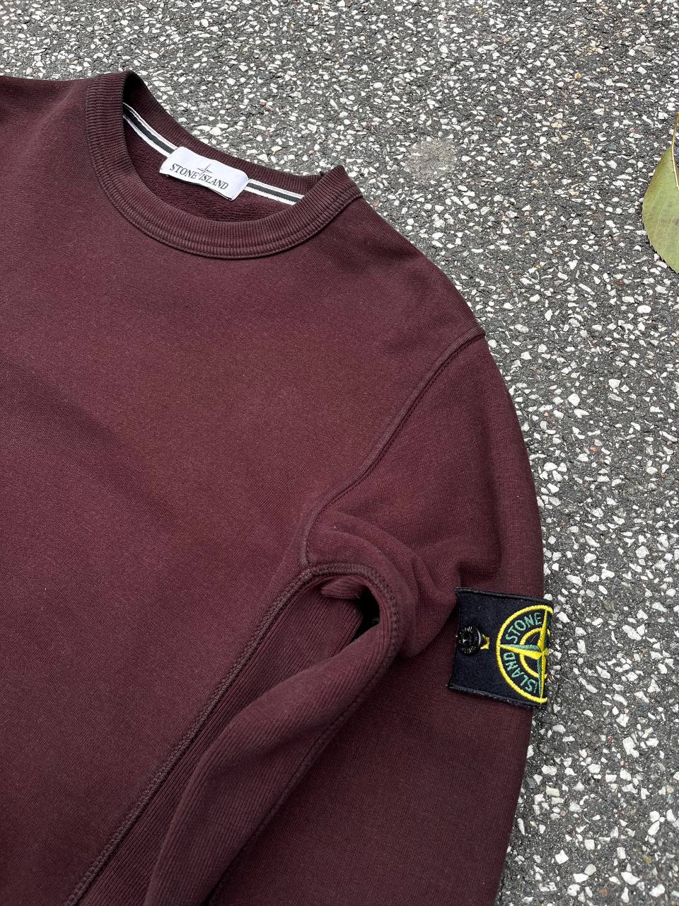 “Brugt Sweatshirt Stone Island i bordeaux i S Small 631565320”