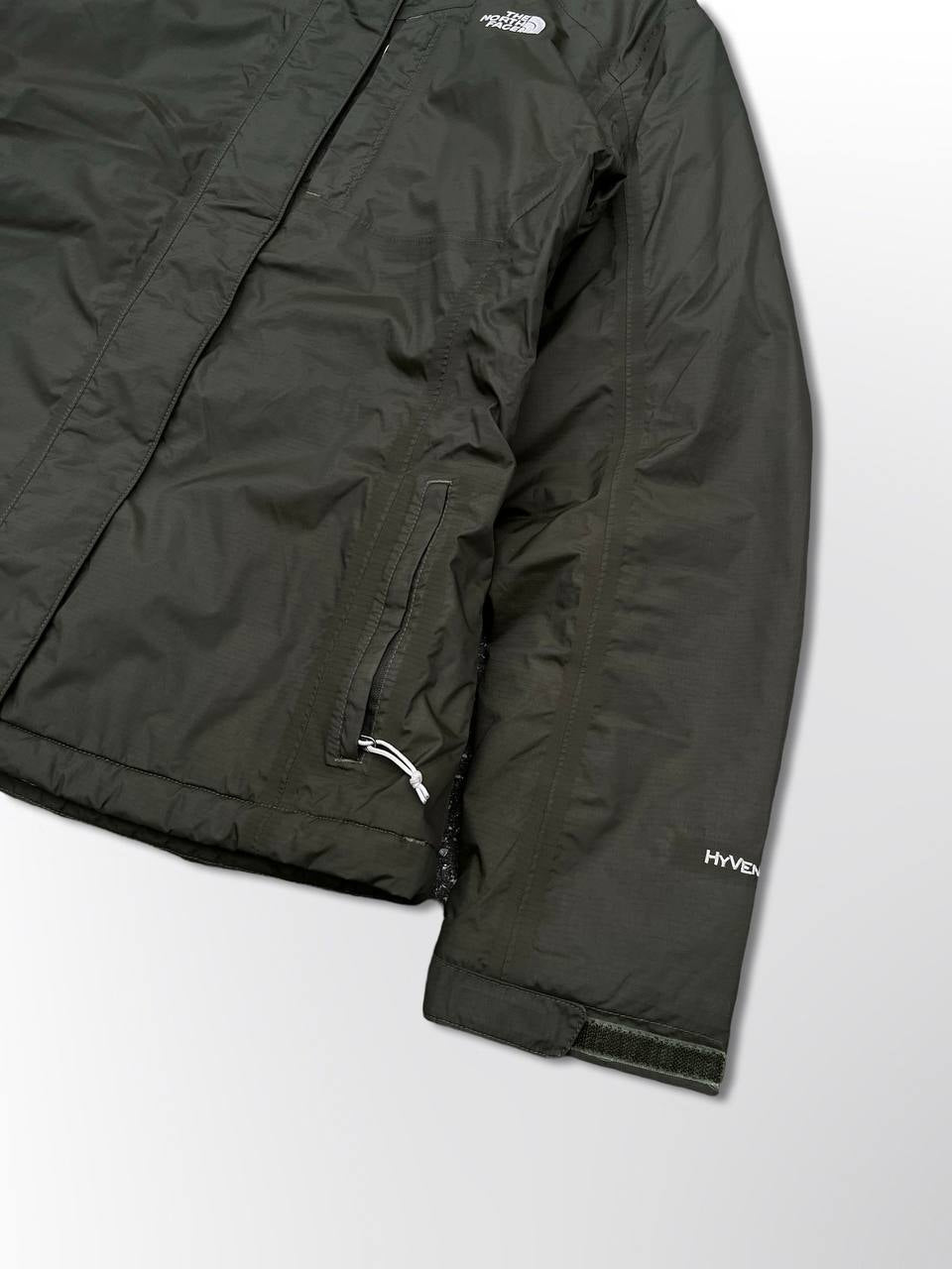 Skijakke The North Face Brugt Used Large i mørkegrøn militær farve Kvinde