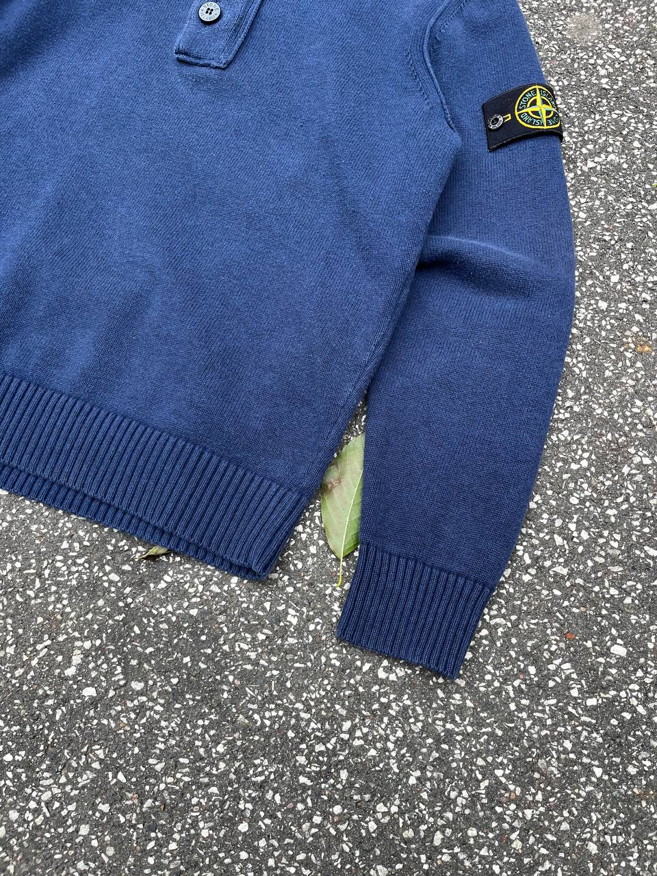 “Brugt Strik fra Stone Island trøje sweater sweatshirt i Marina blå farve i M medium 621554185”