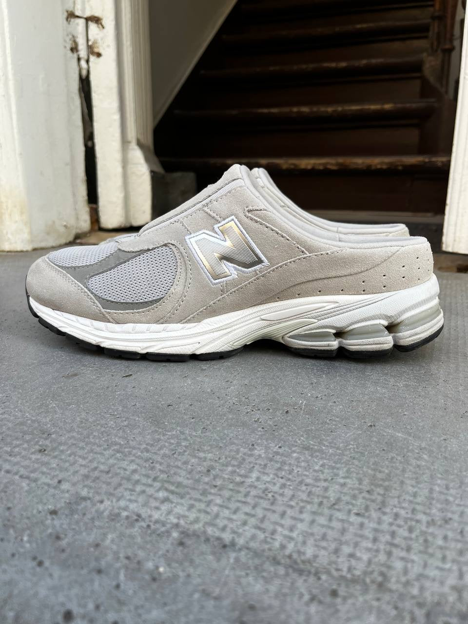 New Balance 2002 Mule Gray 43 US9