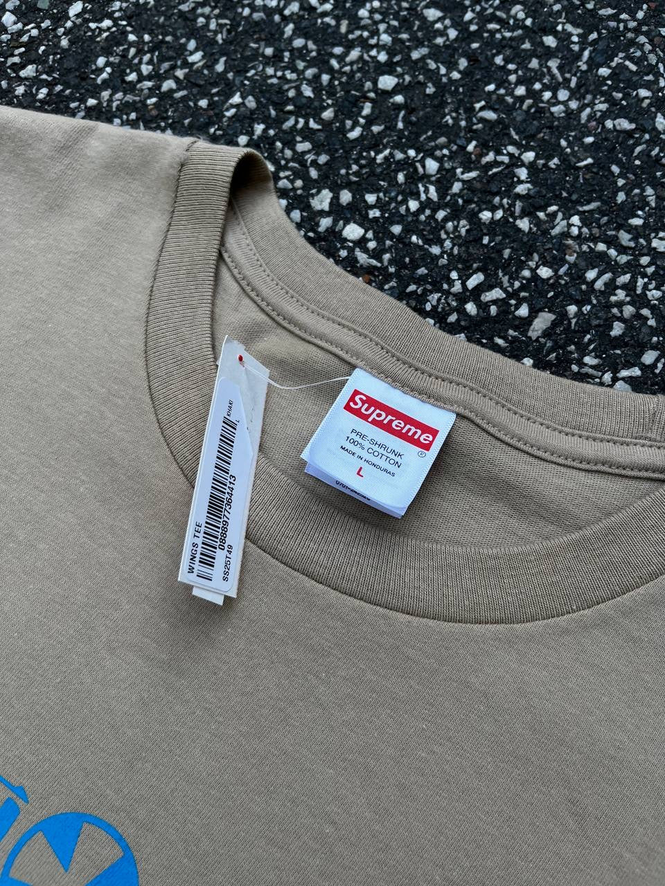 Supreme T-shirt Wings Tee i Beige Brand New