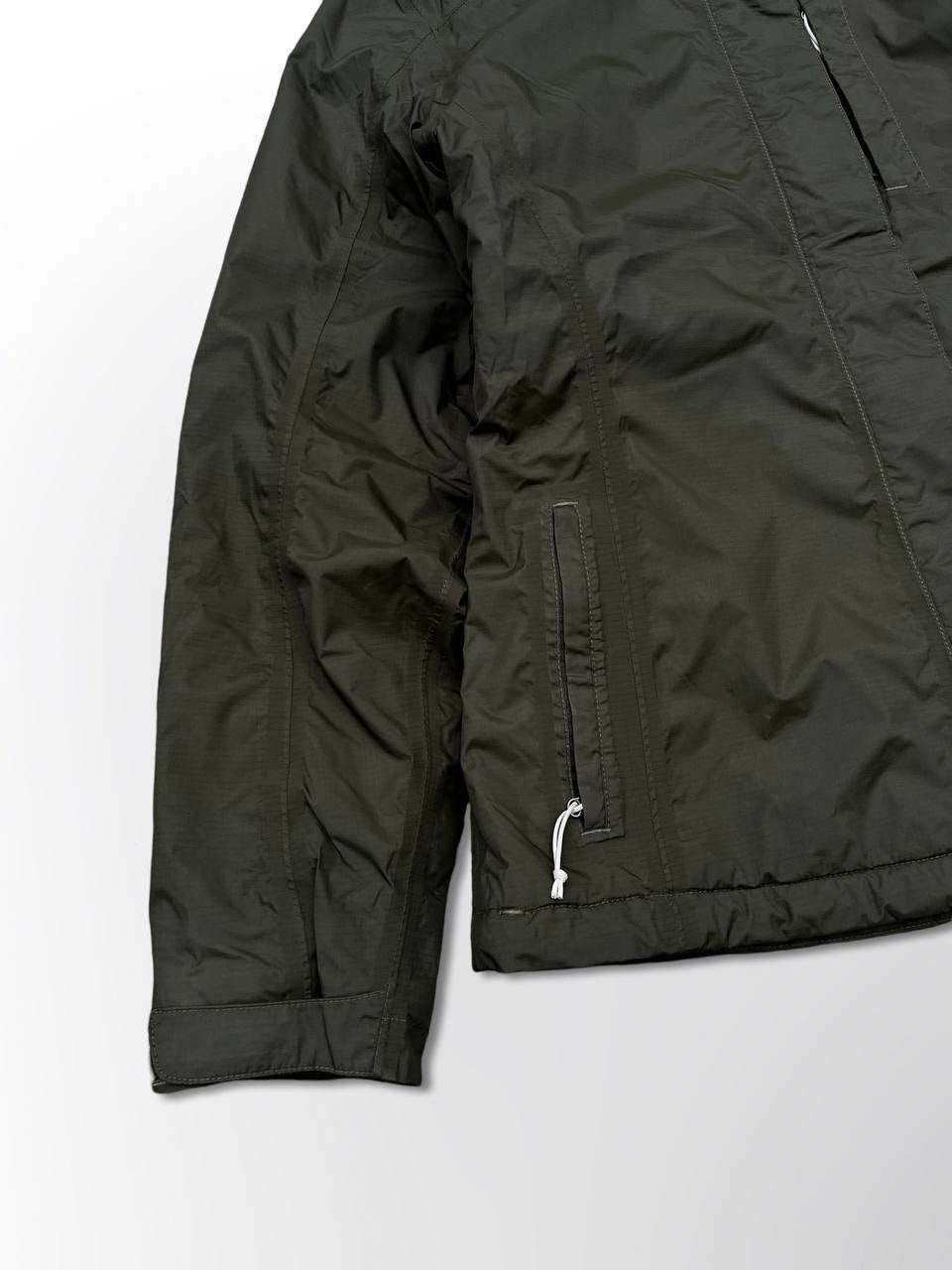 Skijakke The North Face Brugt Used Large i mørkegrøn militær farve Kvinde