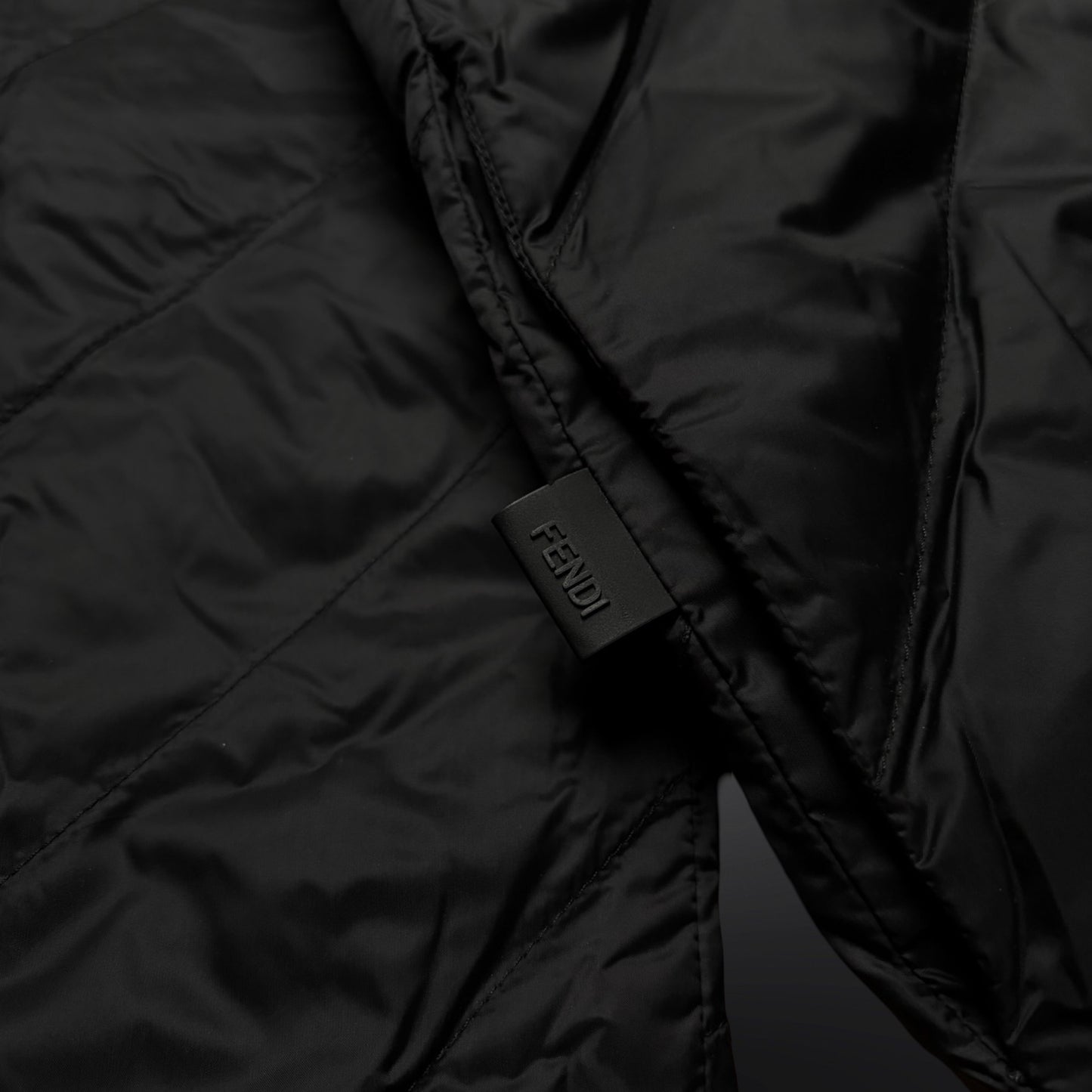 Fendi Reversible Puffer Jacket – AW20 (Str. 52 / Large)