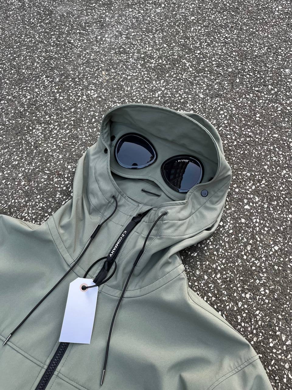 C.P.Company Softshell Jakke i Grøn med Briller Small