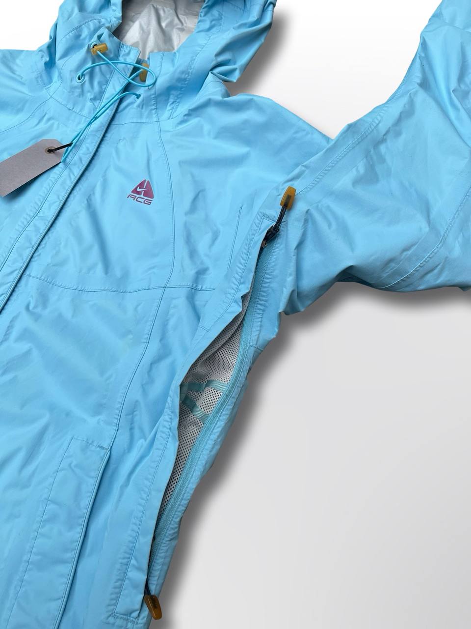 Brugt Used Skaljakke fra Nike ACG regnjakke i M medium i lyseblå blå