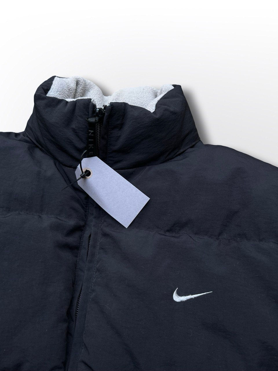 Brugt Used Vintage Nike vinter jacket puffer L large i sort med elastik i bunden og med hætten
