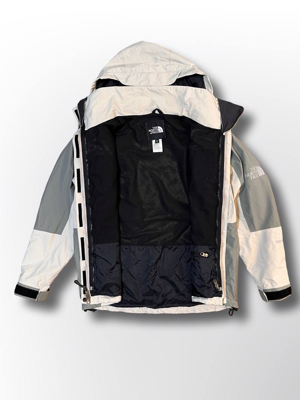 “Vintage skaljakke regnjakke fra The North Face Gore-tex i Hvid beige S small”