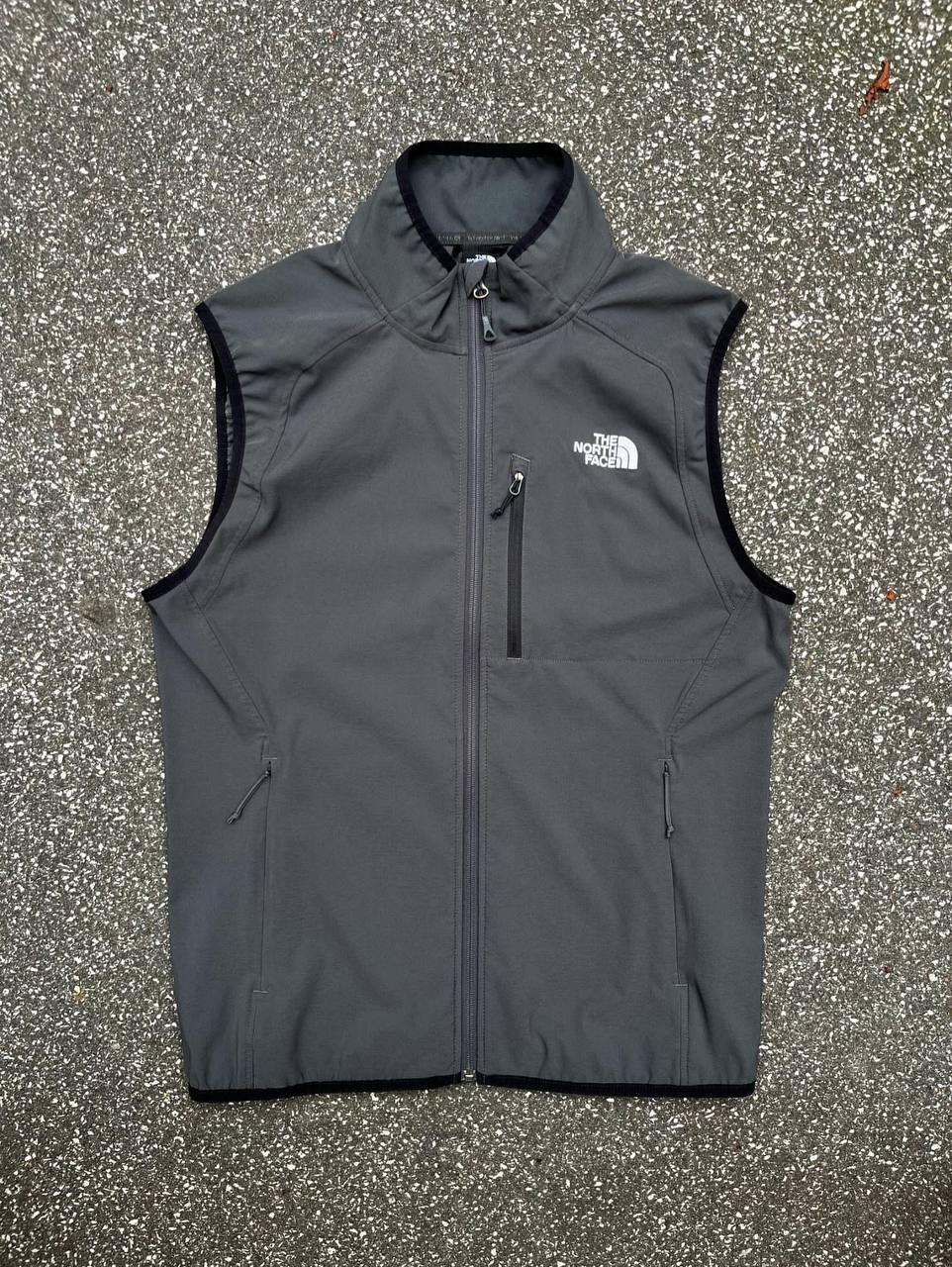 Brugt Used Windwall vest fra The north face i grå i størrelse L large