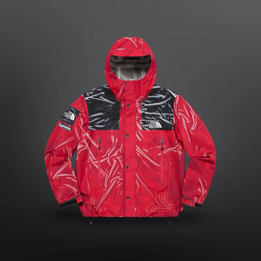 Supreme x The North Face Trompe L’Oeil Printed Taped Seam Shell Jacket
Red / Black
Size XL