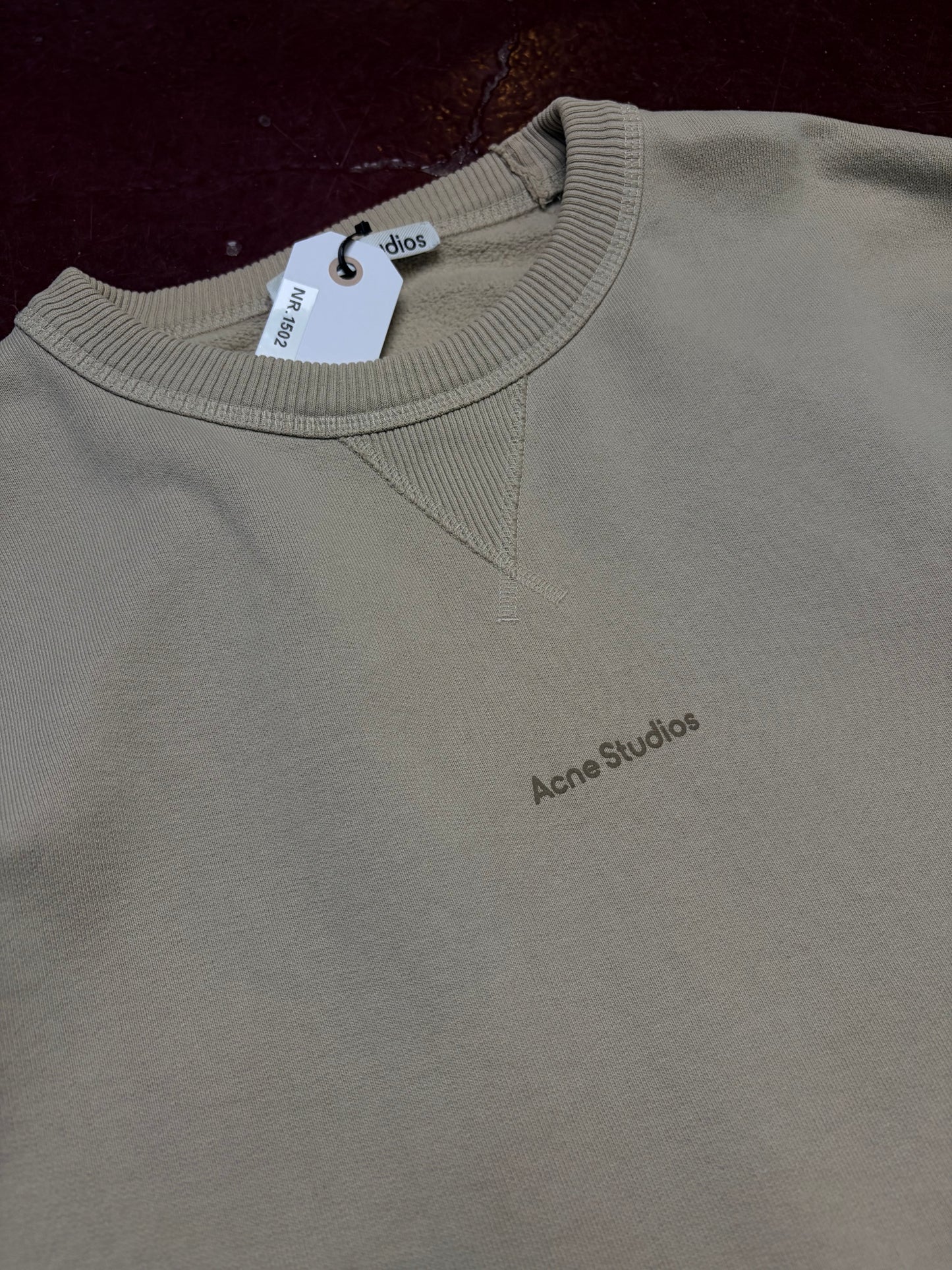 Acne Studios Logo Crewneck Sweatshirt – Beige / Sand – XS, fits L–XL