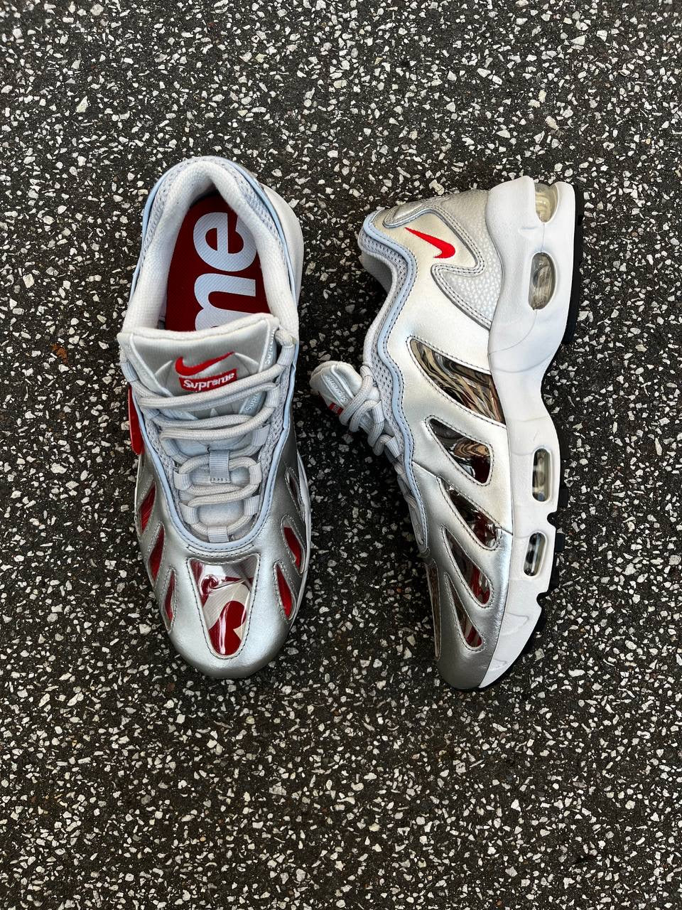 Supreme X Nike Air Max 96 Silver Brand New 42,5