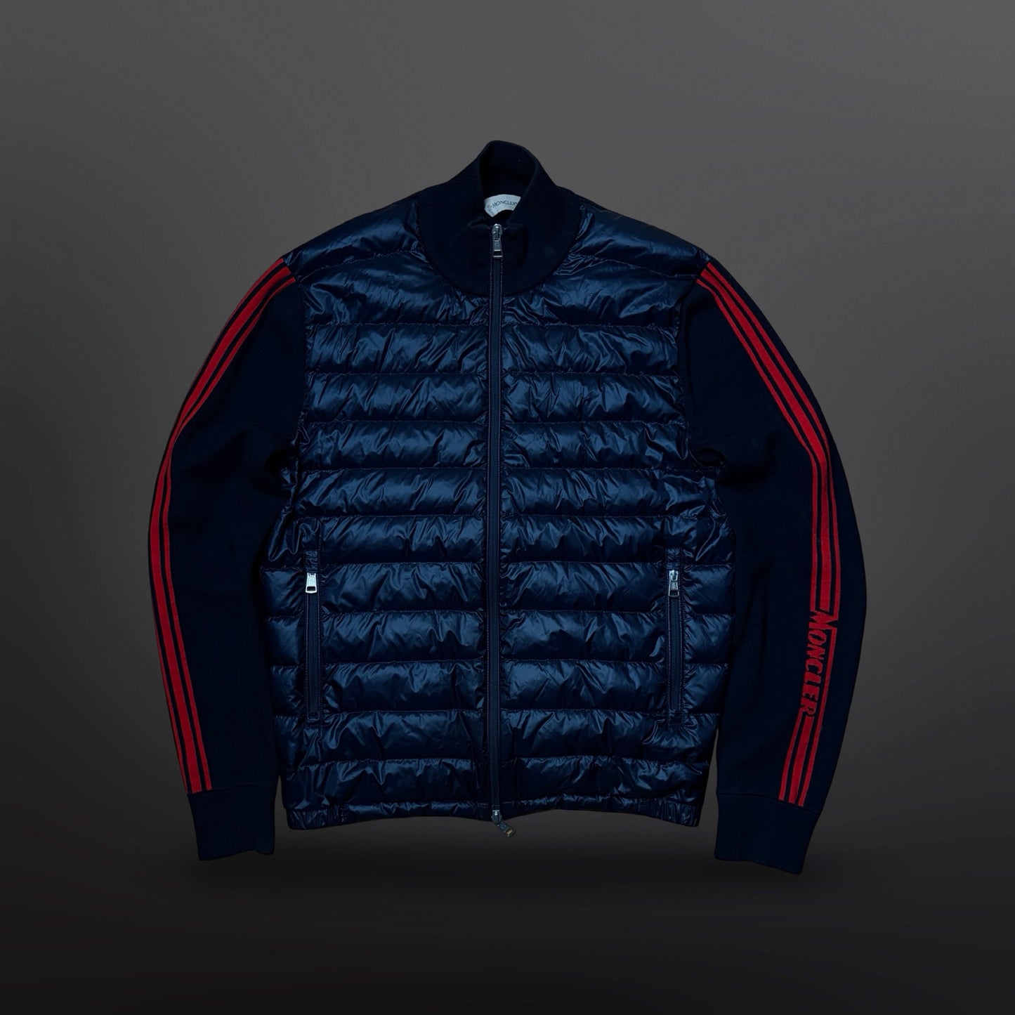 Moncler Knit-Sleeve Down Jacket – Navy/Red (Large)