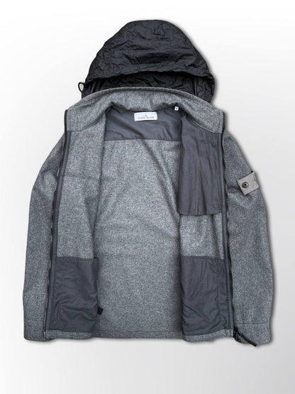 Stone Island Jakke i Uld Grå Brugt