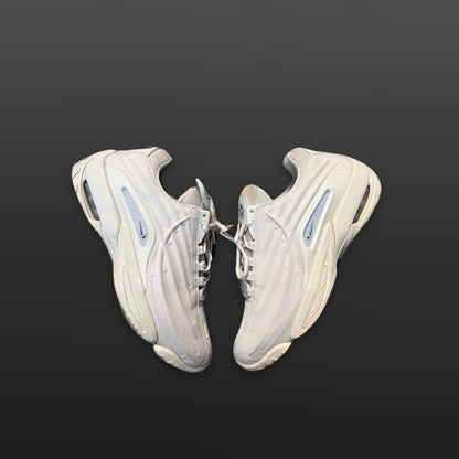 Nike NOCTA beige EU 43 – originalfoto med udskiftet baggrund