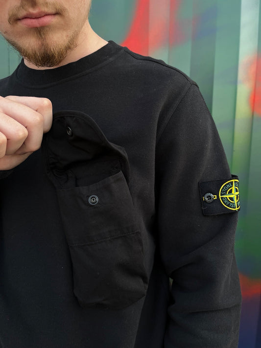 Stone Island sweatshirt i sort i størrelse M medium